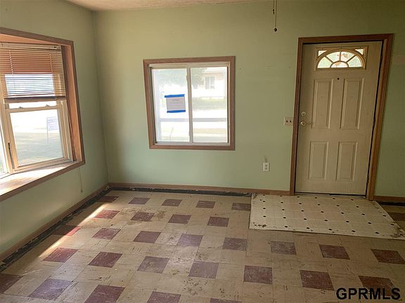 3rd image of 201 Strickler St
