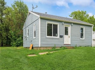 708 E 20th St S, Newton, IA 50208