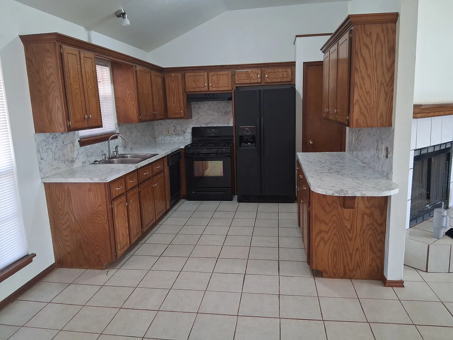 3 bed, 1493 sqft, $1,650 — Photo 4