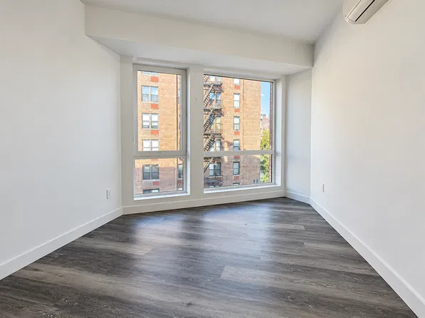 2735 East 13th Street #3H, photo 4