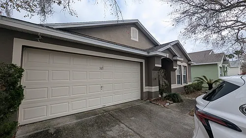 521 Castlemain Cir Photo 1