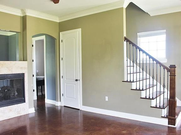 "1117NDugasInterior.jpg"