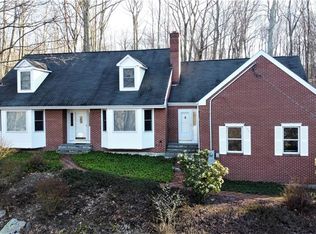 45 Newgate Rd, Oxford, CT 06478