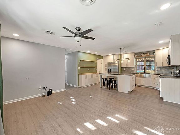 5th image of 103 Katherine Ct