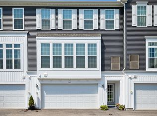 305 Parade St, Cranberry Township, PA 16066