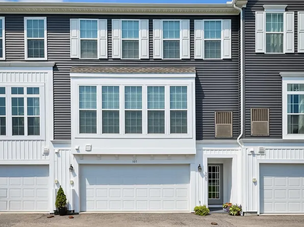 305 Parade St, Cranberry Township, PA 16066