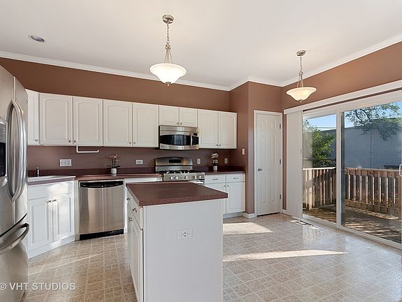 4th image of 2028 Juniper Ct