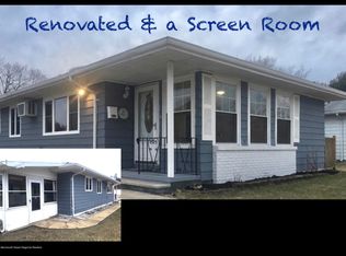 27 Anguilla Ln, Toms River, NJ
