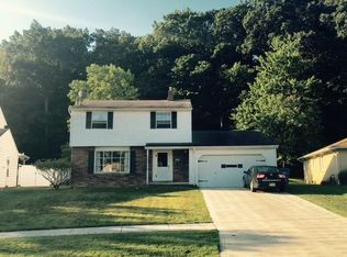 5501 Regency Dr, Parma, OH 44129