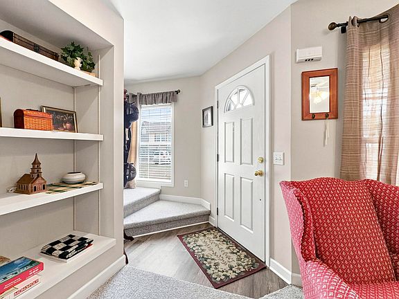 5th image of 533 Orchard Valley Way #332