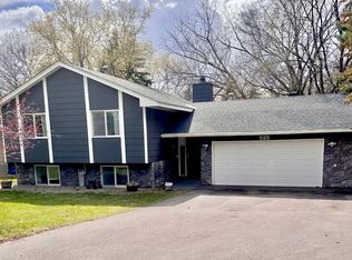 525 McKnight Rd S, Saint Paul, MN 55119