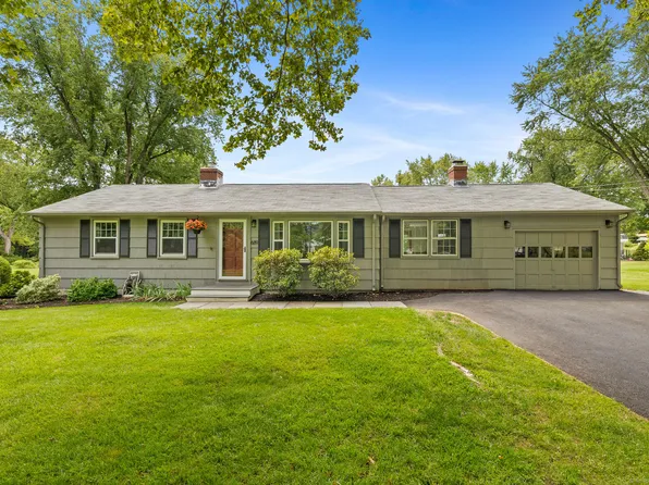 689 Burnham Street, East Hartford, CT 06108
