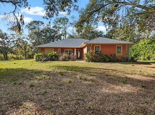 4028 Castlewood Rd, Seffner, FL 33584