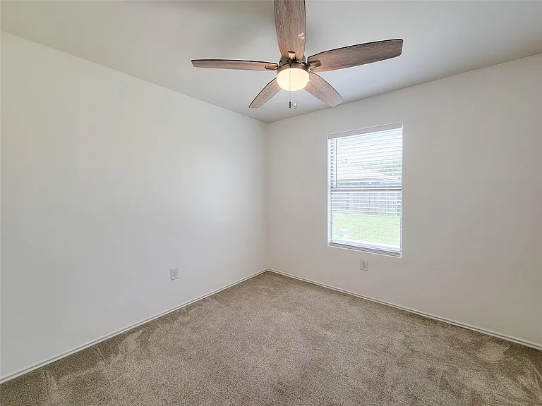 21382 Beacon Springs Ln — Photo 14