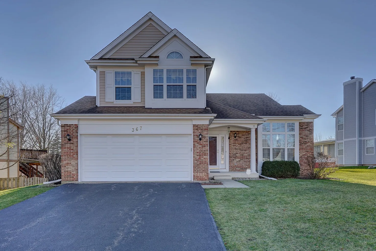 367 Fairfax Ln photo 1