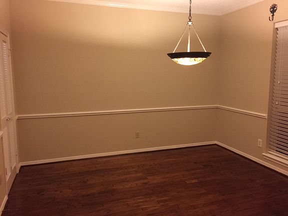 Formal Dining