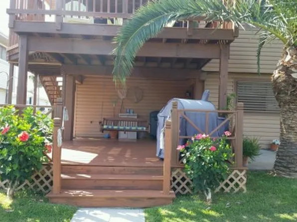 523 Pompano St, Bayou Vista, TX 77563