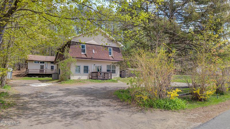4th image of 111 Seven Hills Road