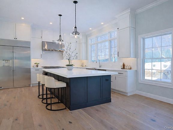 2nd image of 50 Austin Place