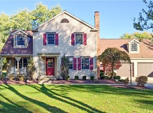 13131 Unity Rd, New Springfield, OH 44443