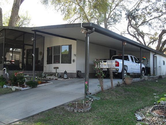 3rd image of 2251 NE 19th Ave Lot 26