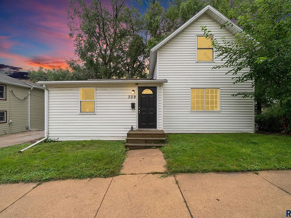 1st image of 309 E 5th St