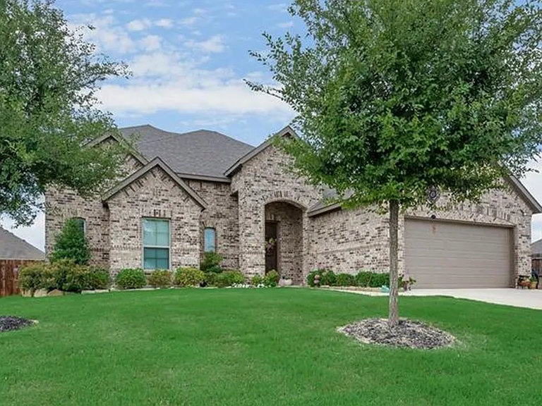 3814 Hyde Park Dr — Photo 12