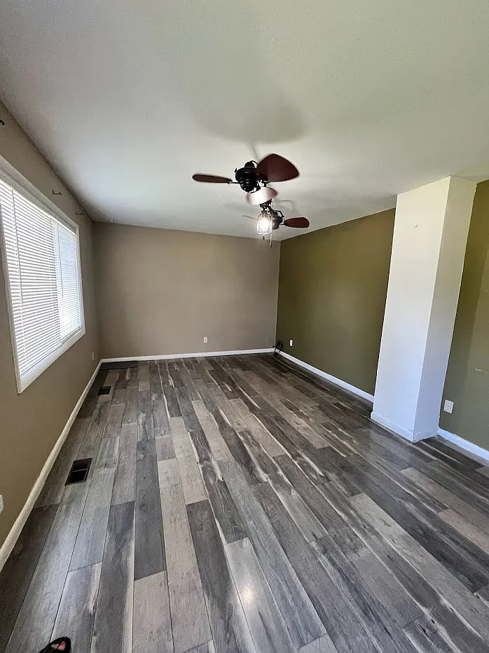 130 N 3800 E — Photo 2