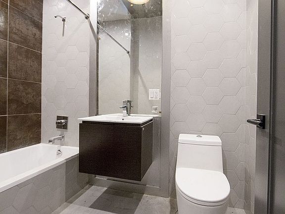 3rd image of 240 Troutman St #1R