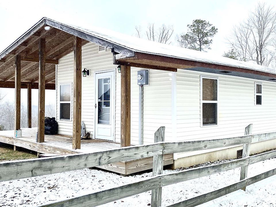 2nd image of 301 Beverly Rd