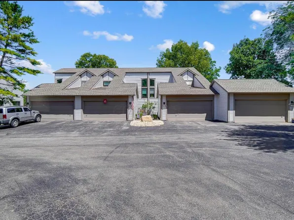 2721 Woodland Trail Dr, Columbus, OH 43231