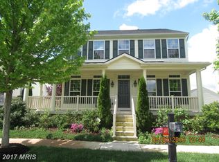 19 Hammond Dr, Lovettsville, VA 20180