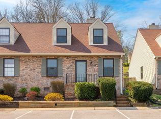 216 Deerpoint Ct, Hendersonville, TN 37075