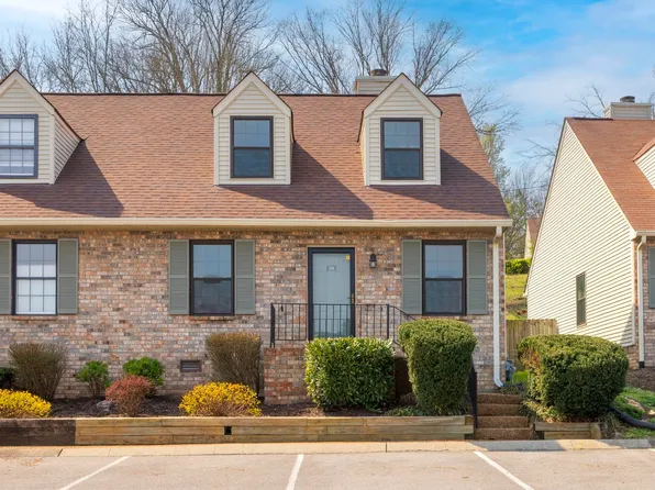 216 Deerpoint Ct, Hendersonville, TN 37075