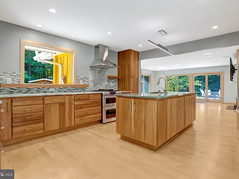 6030 Berwynd Rd — Photo 19