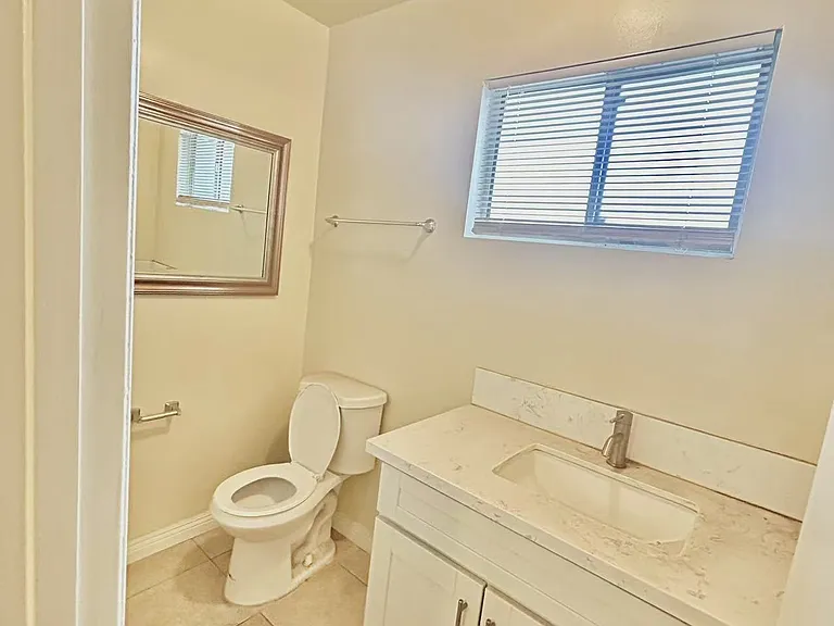 922 W Duarte Rd #3 — Photo 16