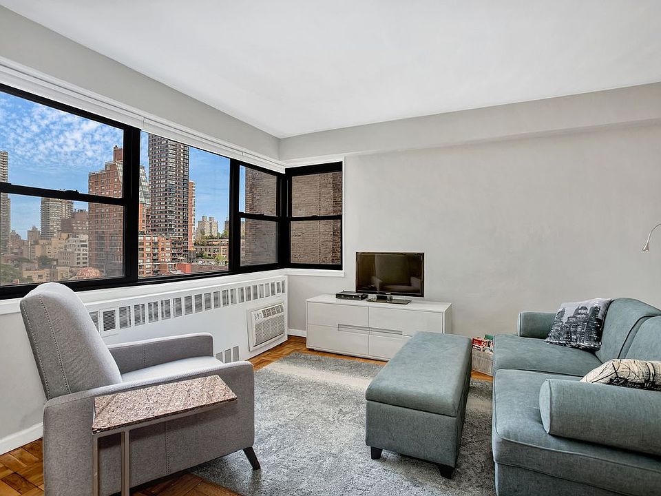 1st image of 305 E 72nd St #11A
