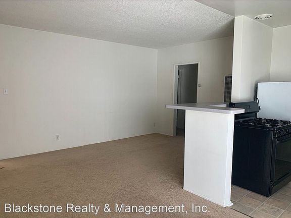 5th image of 1724 Colby Ave #8
