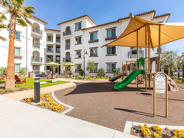 West Village Poway Apartments — Photo 27