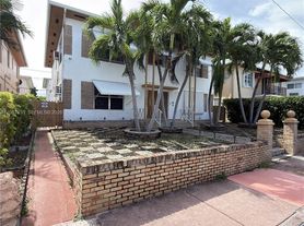 7336 Carlyle Ave, Miami Beach, FL