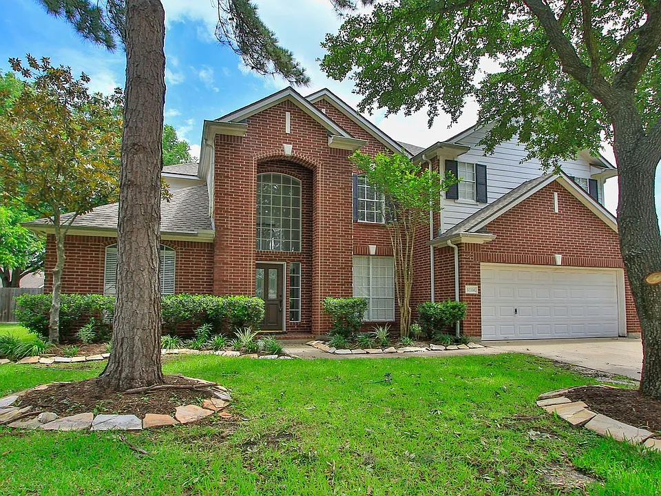 10314 Cliff Haven Ct