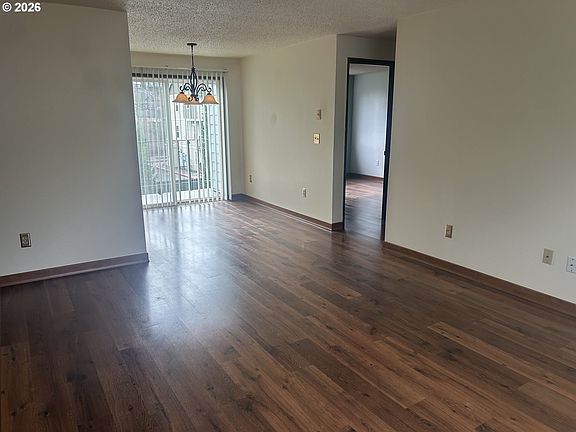 5th image of 159 SW Florence Ave APT L64