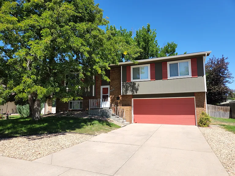 4325 W 23rd St — Photo 16