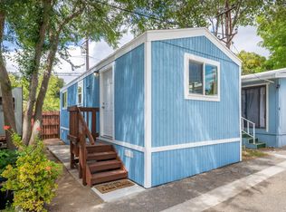 474 N Arnaz Ave #3, Ojai, CA 93023