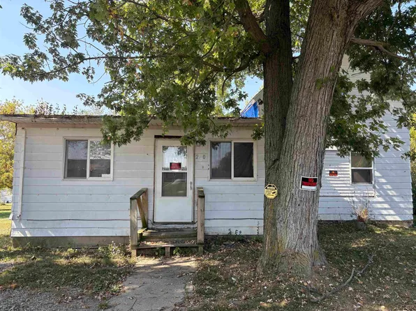 220 N Comstock St, Addison, MI 49220
