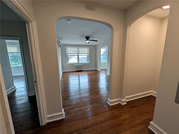 2nd image of 1458 Northampton St #5