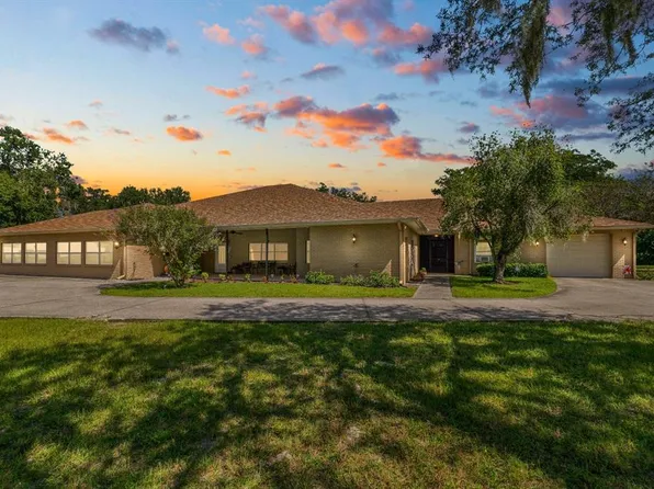 3199 Spirit Lake Rd, Winter Haven, FL 33880