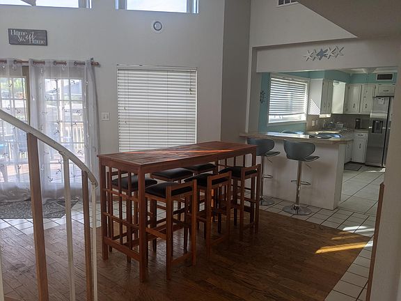 5th image of 13845 Mizzen St