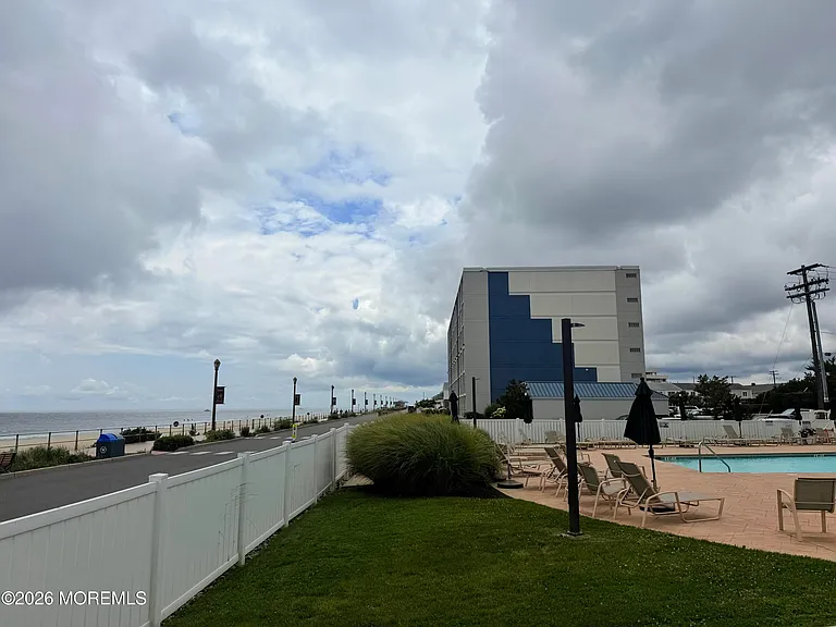480 Ocean Ave #2G — Photo 17