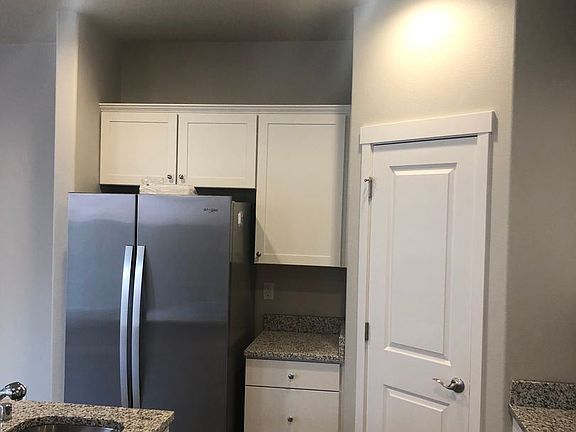 4th image of 8604 NE 26th Cir